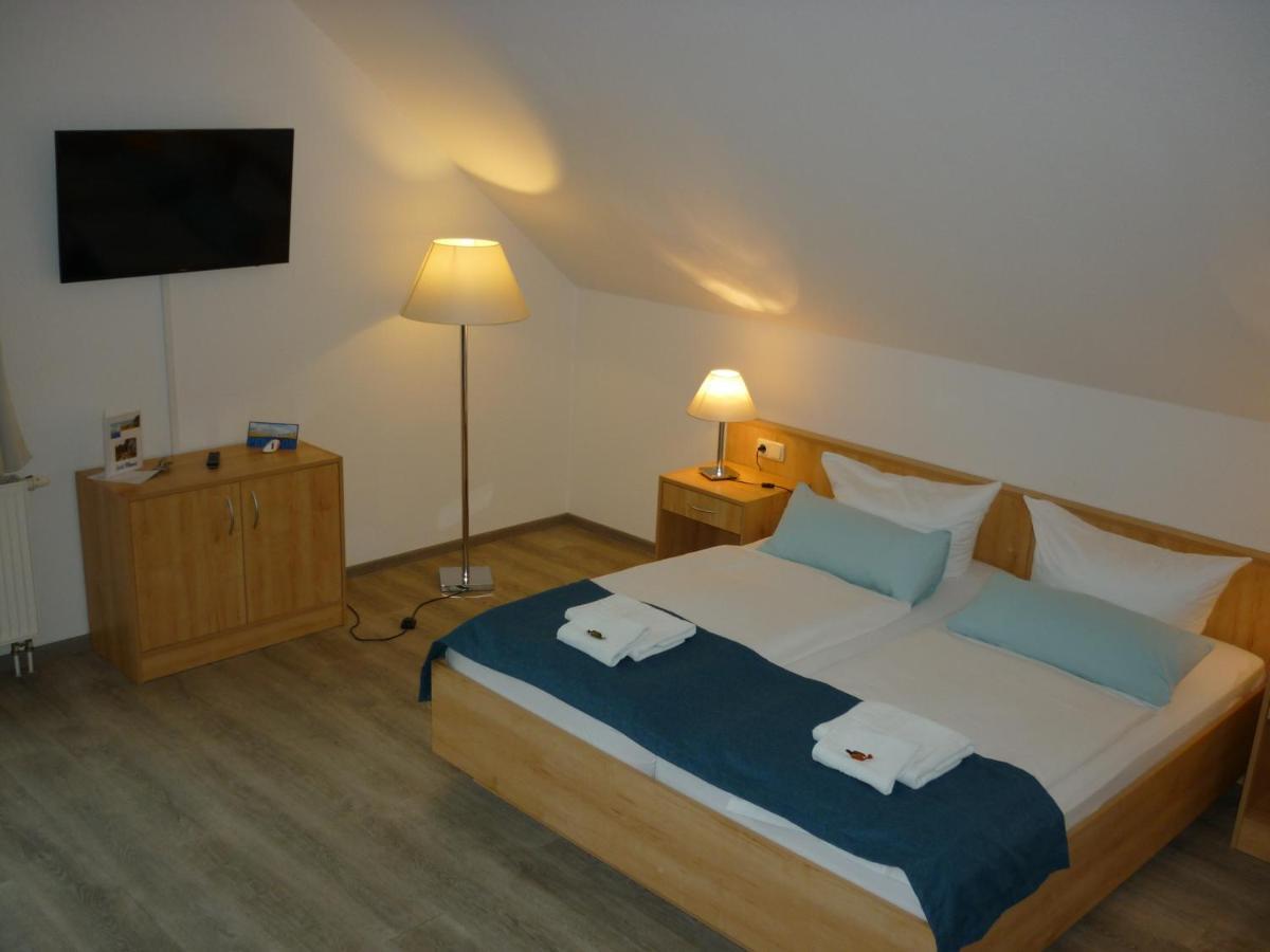 Pension Zum Leuchtturm Bastorf Ngoại thất bức ảnh
