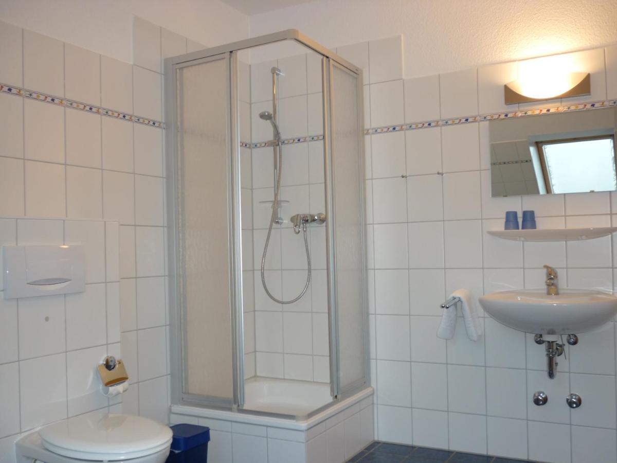 Pension Zum Leuchtturm Bastorf Ngoại thất bức ảnh