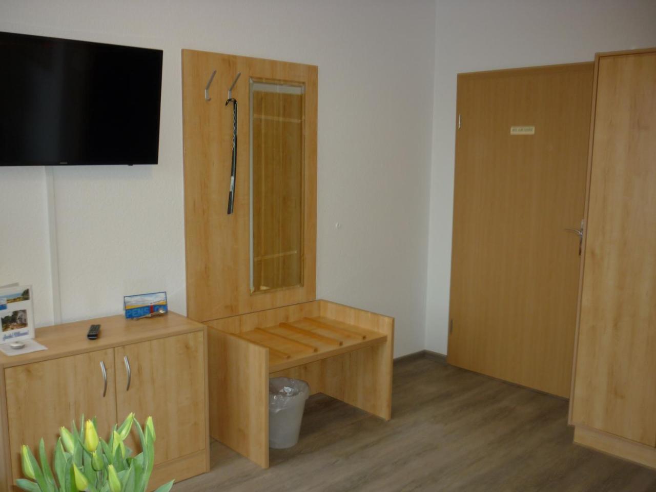 Pension Zum Leuchtturm Bastorf Ngoại thất bức ảnh